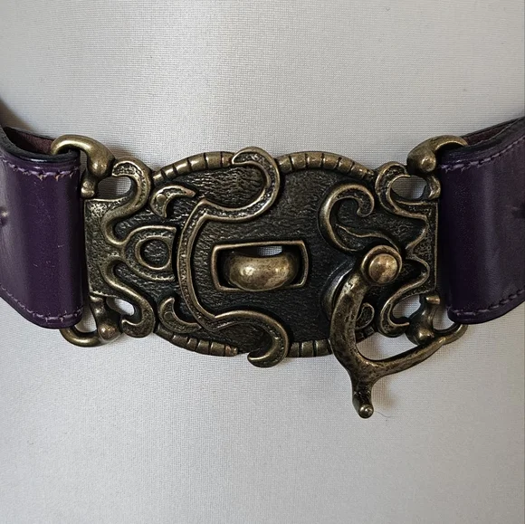 Kurt Geiger Metal Buckle Hook Closure Leather Belt Size Small Size 36 - Picture 5 of 10